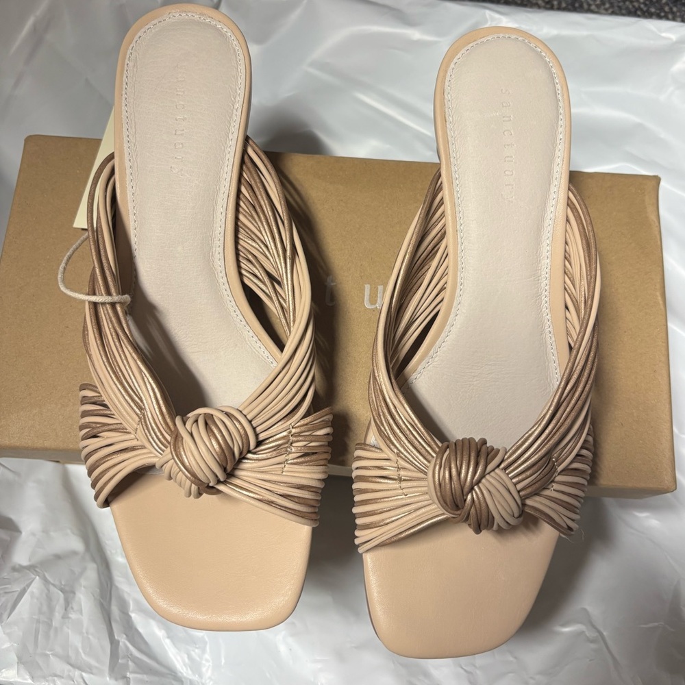 Sanctuary Knotted Tan Mules